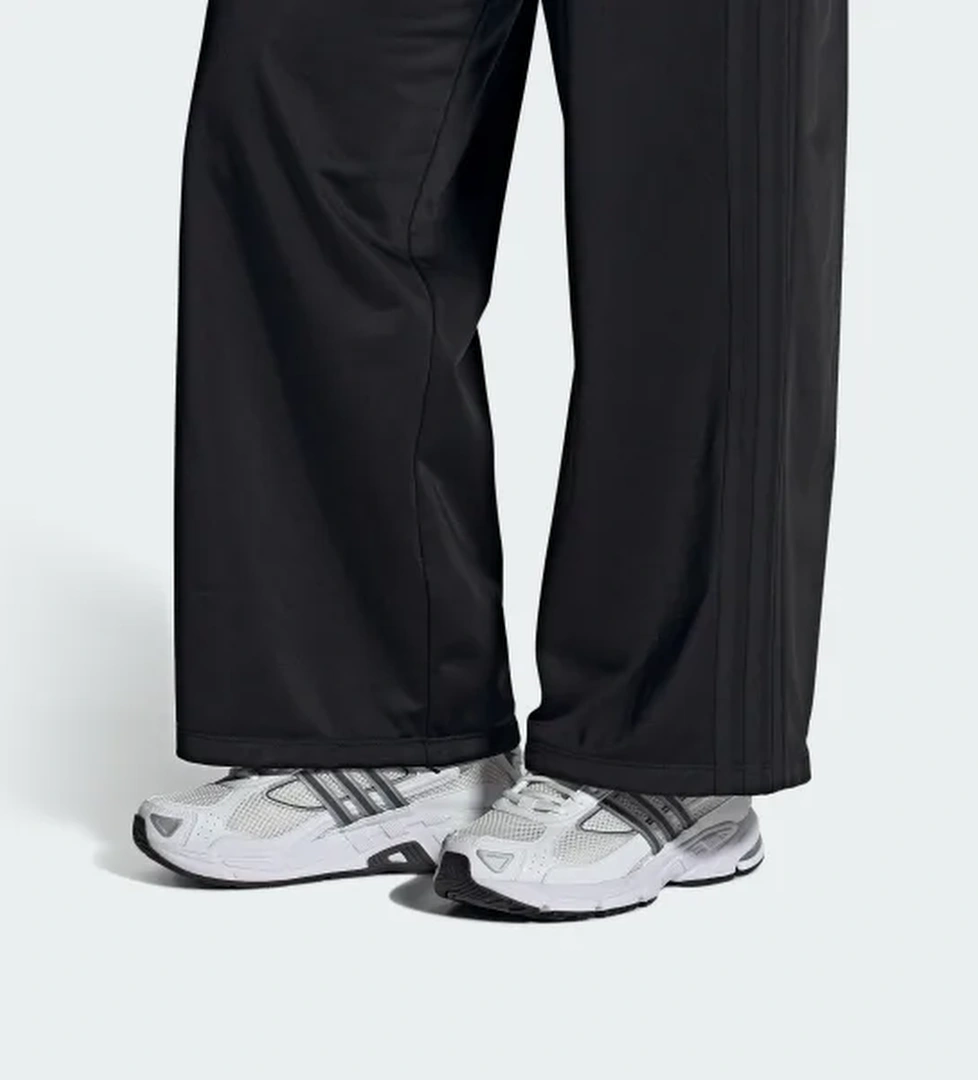 Adidas Adidas Cloud White Grey Five Core Black Response CL Ayakkabı Adidas'ta! Cloud White Grey Five Core Black - 1. görsel