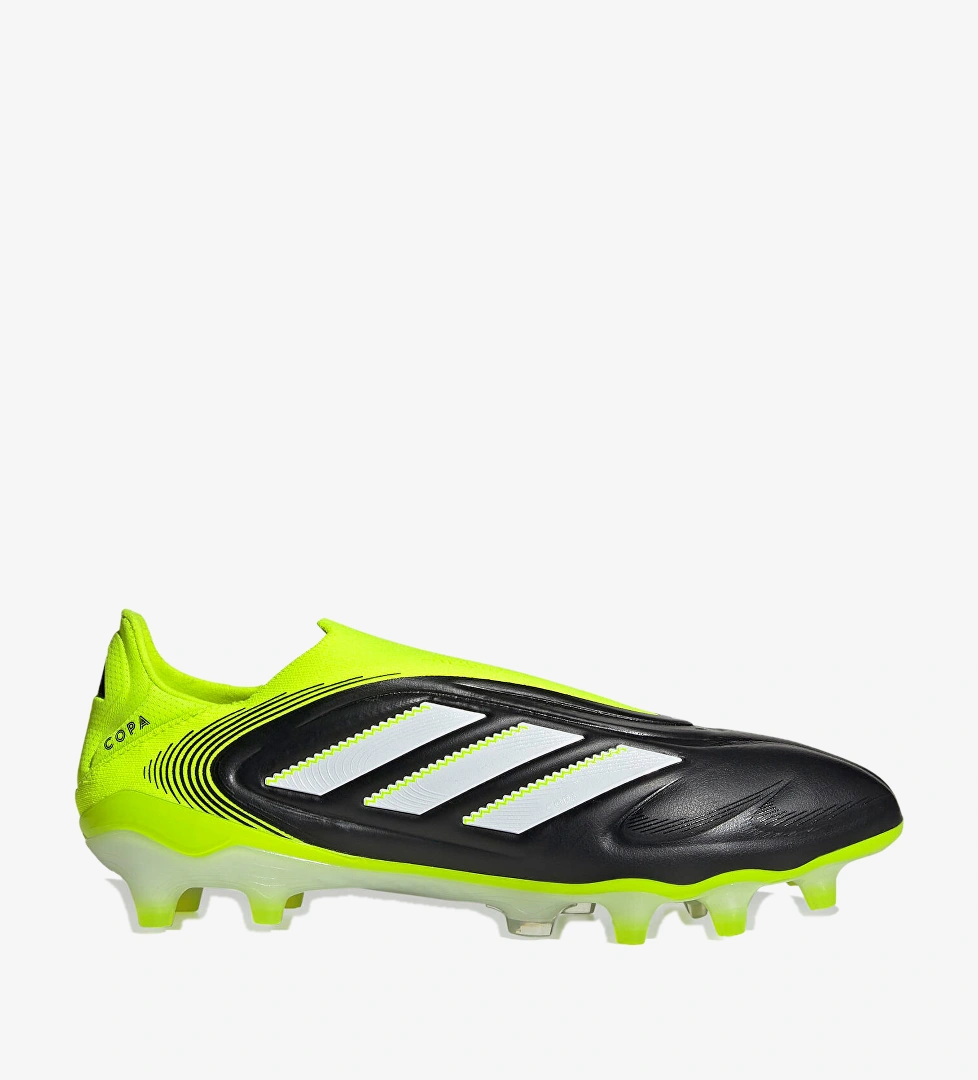 Copa Pure 3 Elite Bağcıksız Çim Saha Kramponu