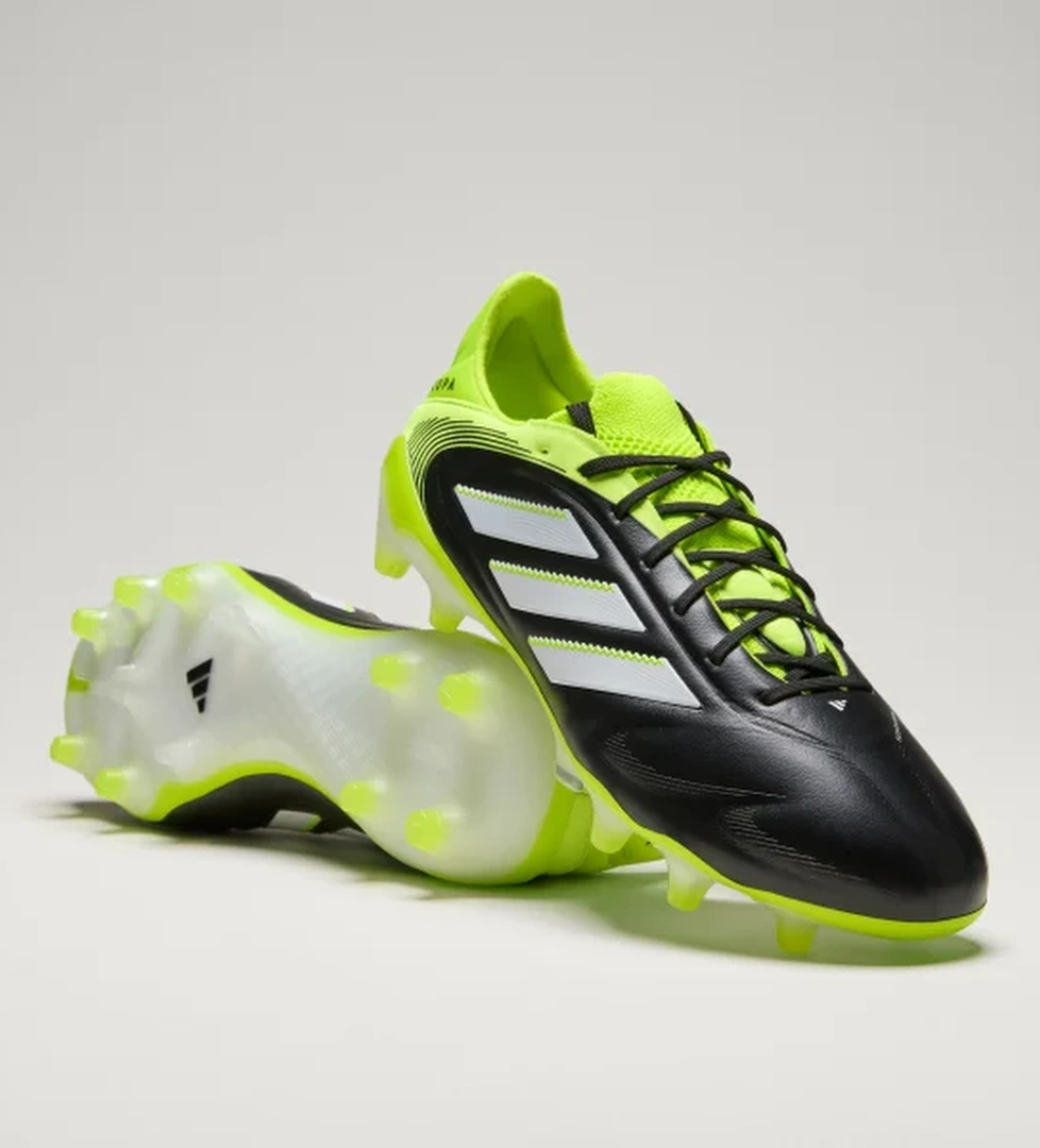 Copa Pure 3 Elite Çim Saha Kramponu