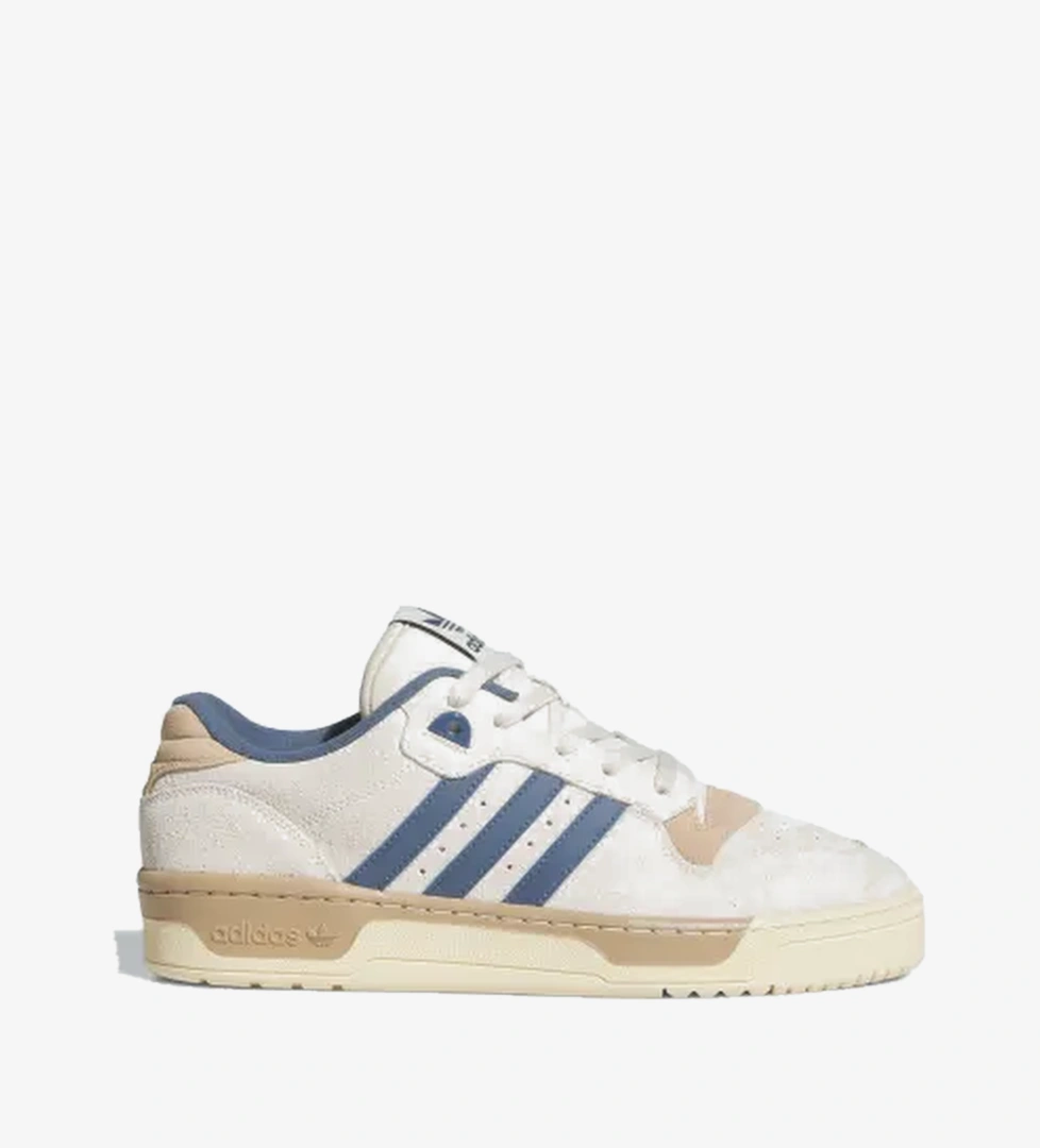 Adidas Adidas Cream White Preloved Ink Warm Sandstone Rivalry Low Ayakkabı Adidas'ta! Cream White Preloved Ink Warm Sandstone - 1. görsel