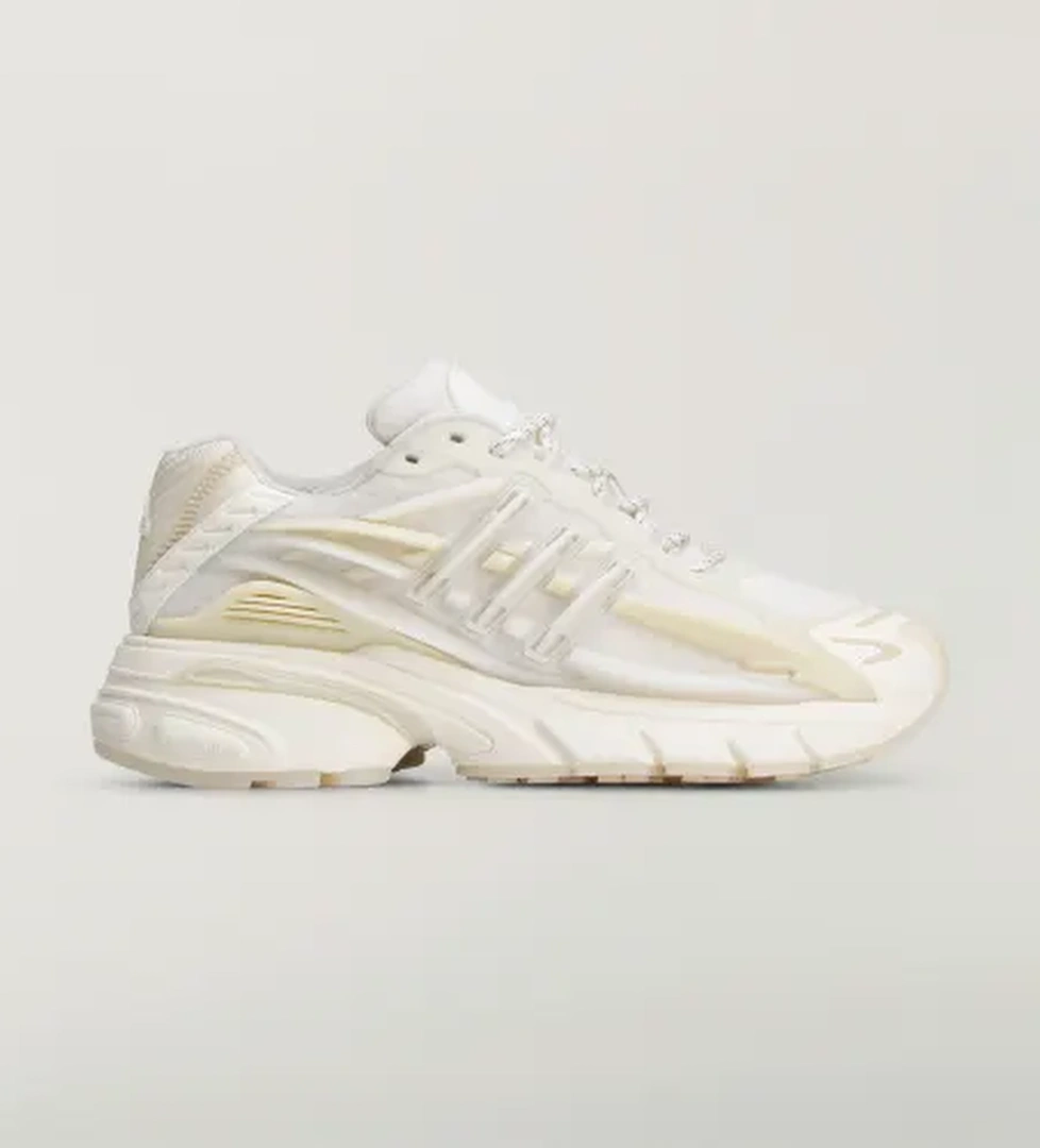 Adidas X Pharell Williams Adistar Jellyfish Ürün Listesi