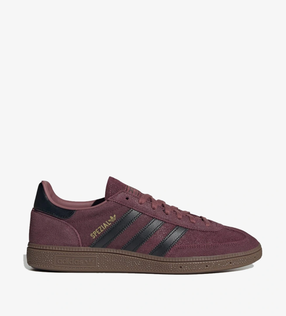 Maroon Core Black Gum
