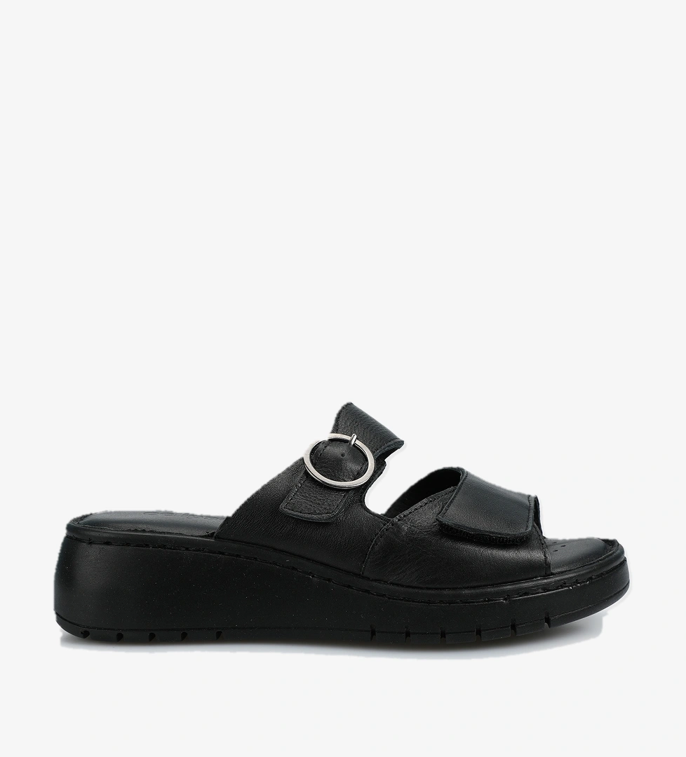 Siyah Deri Kadın Terlik - Görsel 1