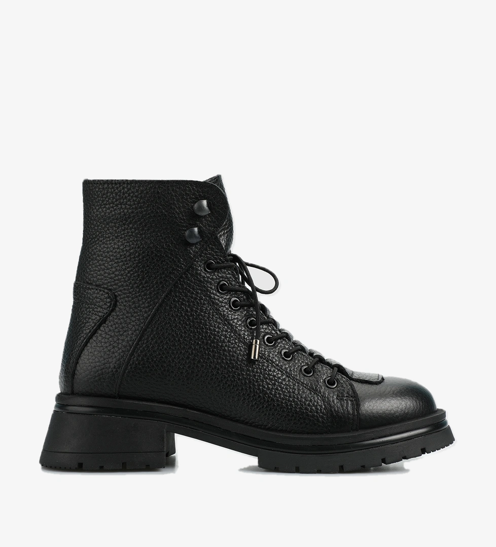 Siyah Deri Kadın Bot - Görsel 1