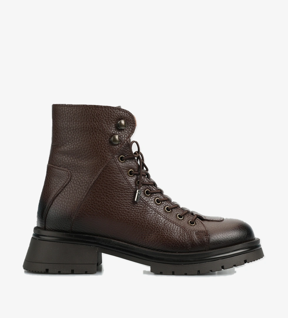 Kahve Deri Kadın Bot - Görsel 1