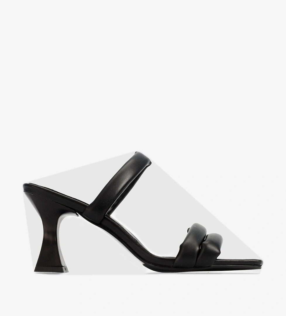 Siyah Kadın Terlik - Görsel 1