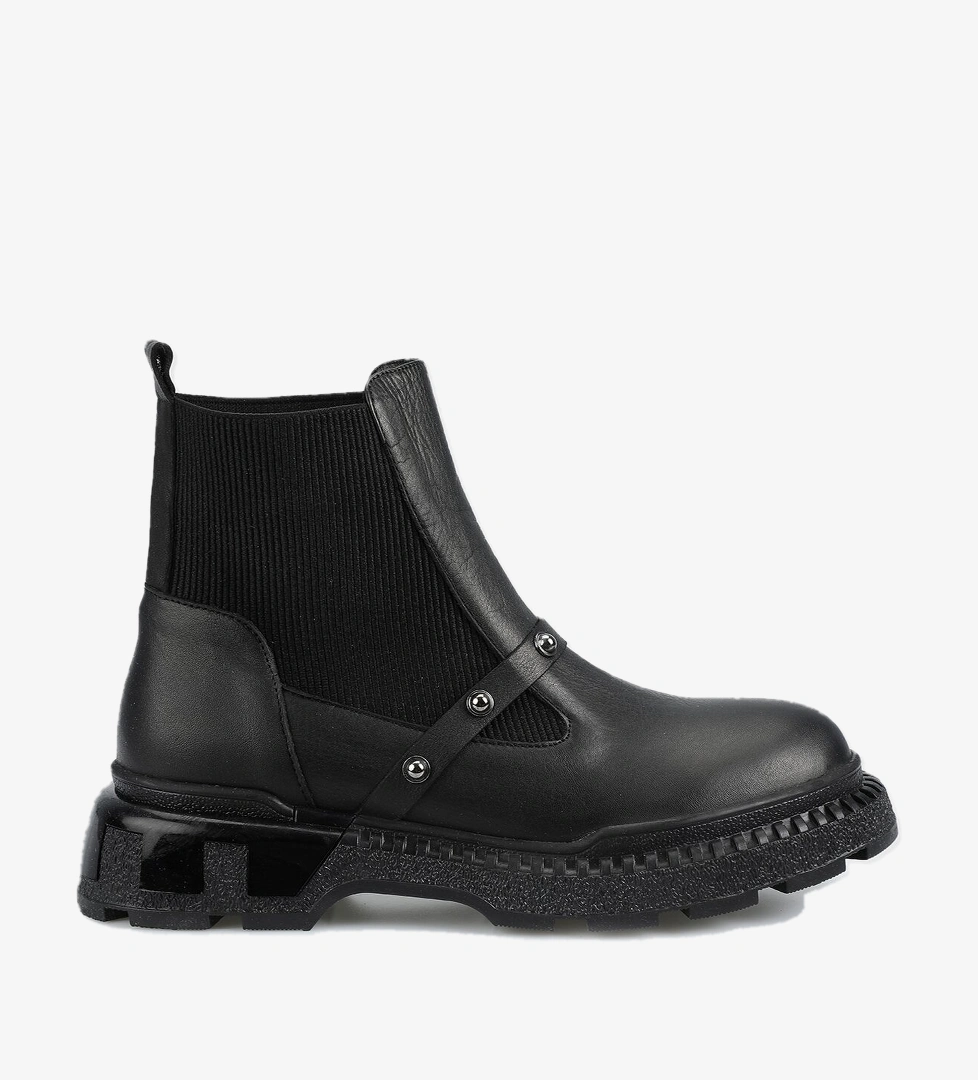 Siyah Deri Kadın Bot - Görsel 1