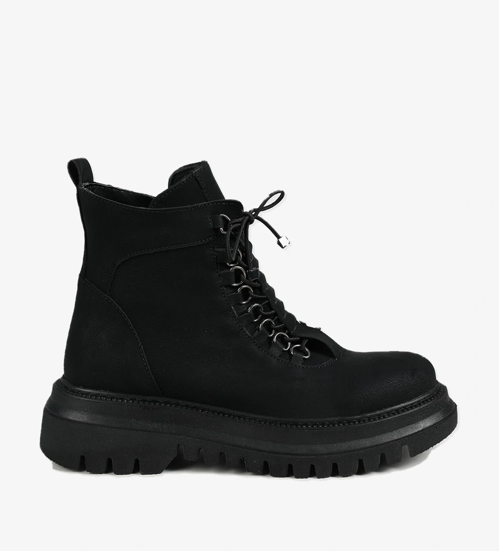 Siyah Kadın Bot - Görsel 1