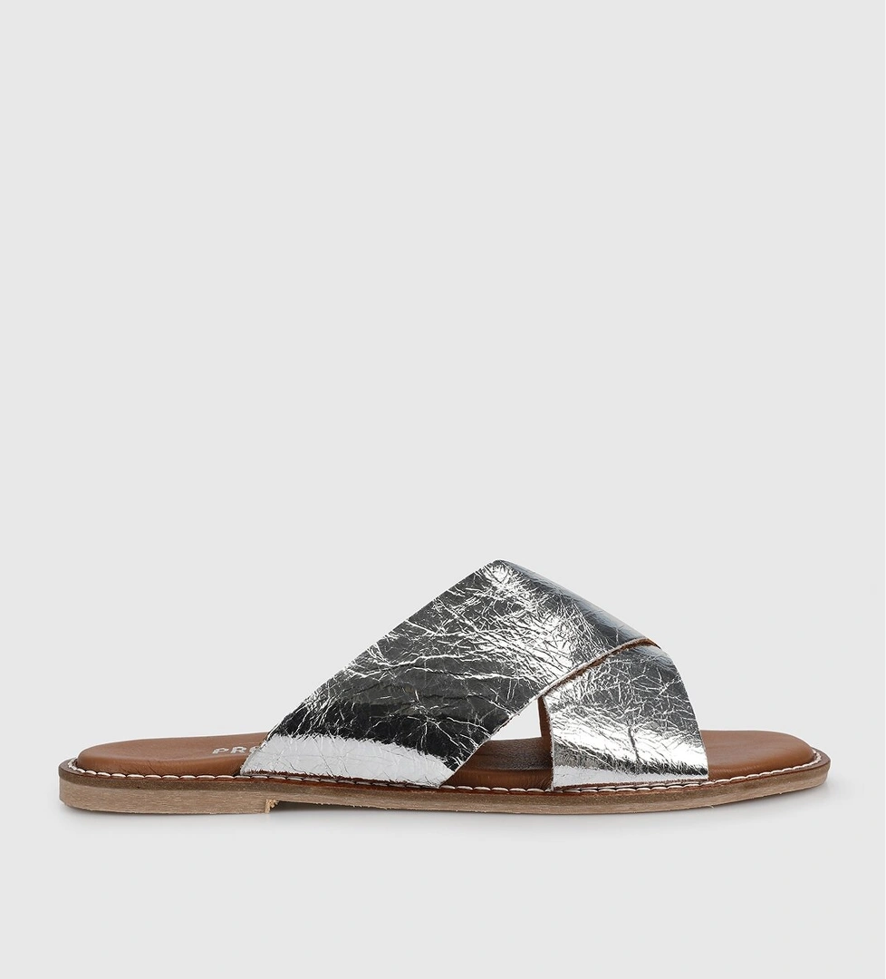 Gümüş Deri Kadın Terlik - Görsel 1