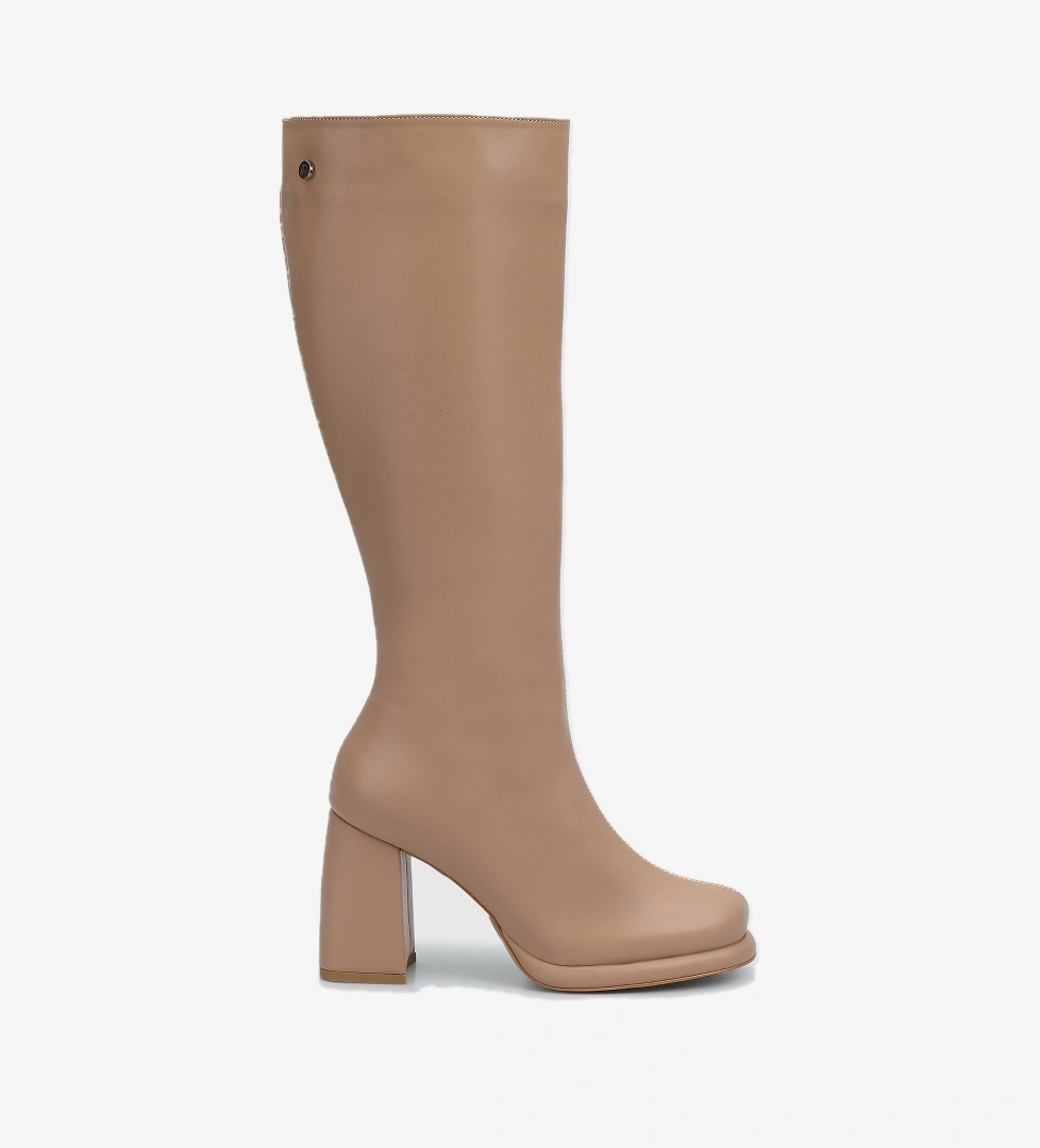 Nude Kadın Bot - Görsel 1