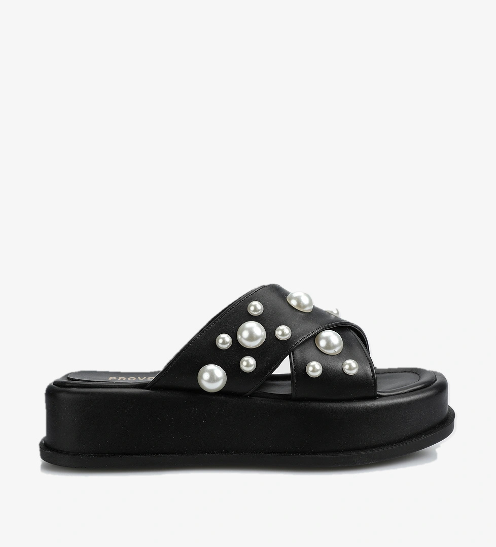 Siyah Kadın Terlik - Görsel 1