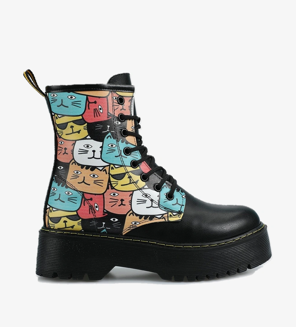 Siyah Kadın Bot - Görsel 1