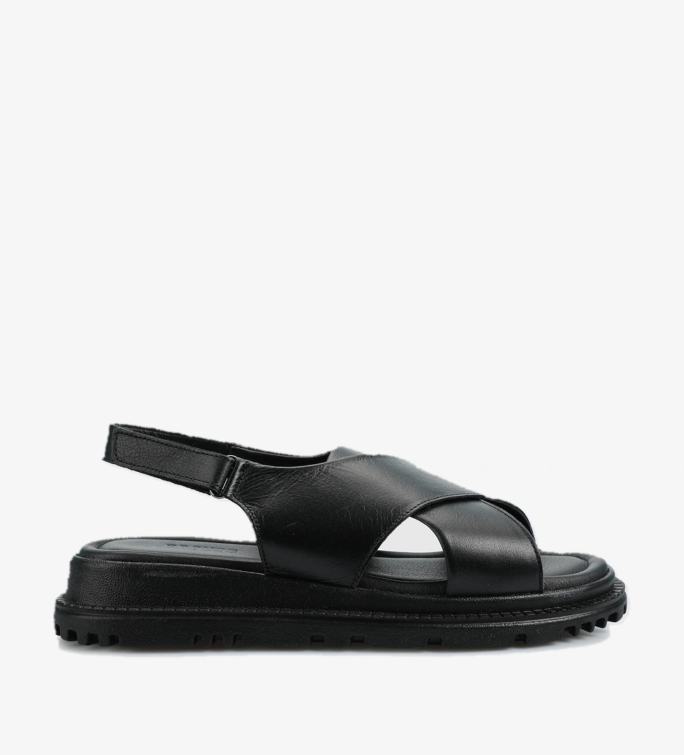 Siyah Deri Kadın Düz Sandalet - Görsel 1