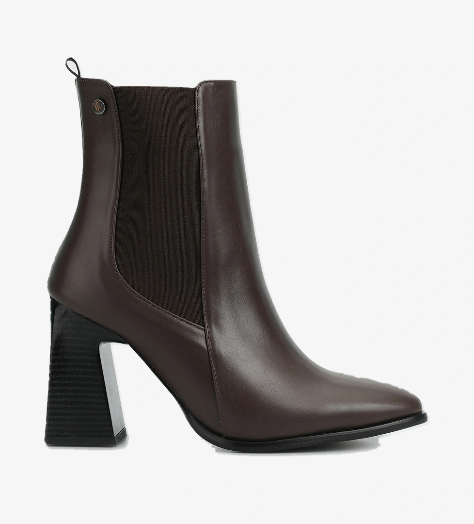 Kahve Kadın Bot - Görsel 1