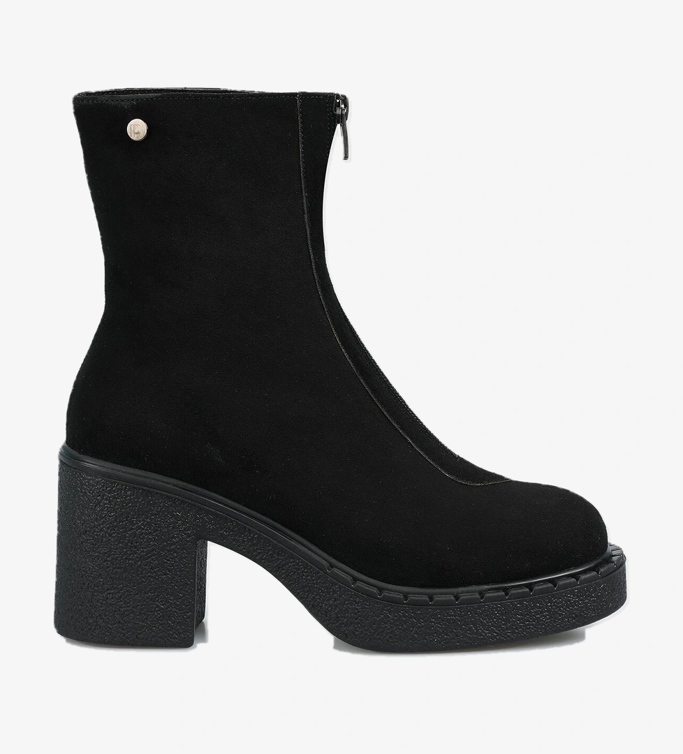 Siyah Kadın Bot - Görsel 1