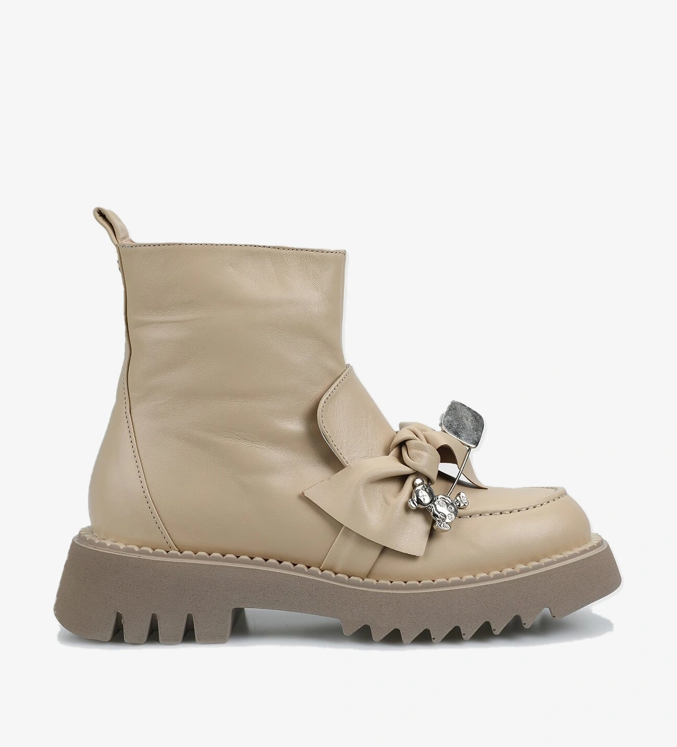 Ekru Deri Kadın Bot - Görsel 1