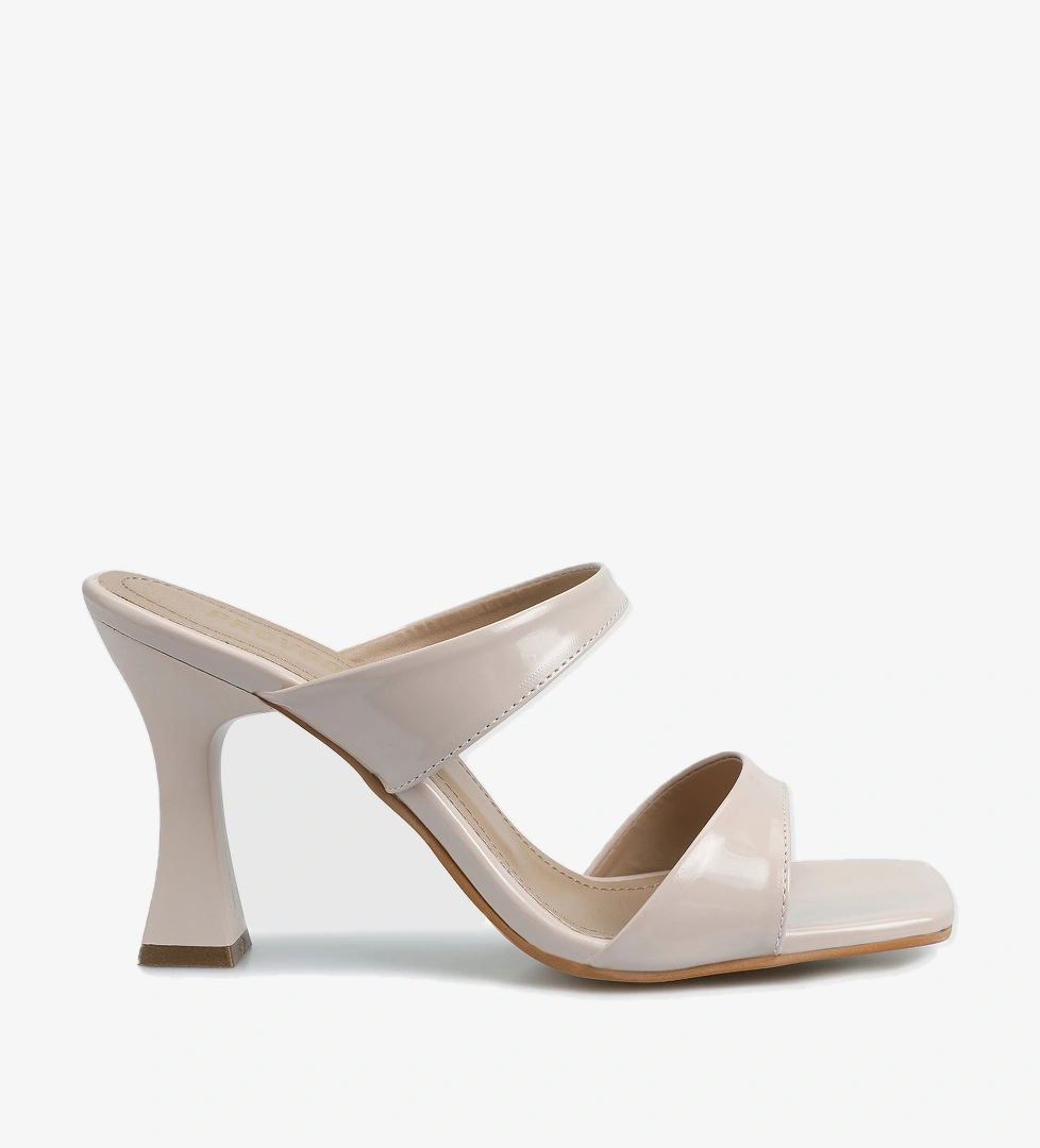 Nude Kadın Terlik - Görsel 1