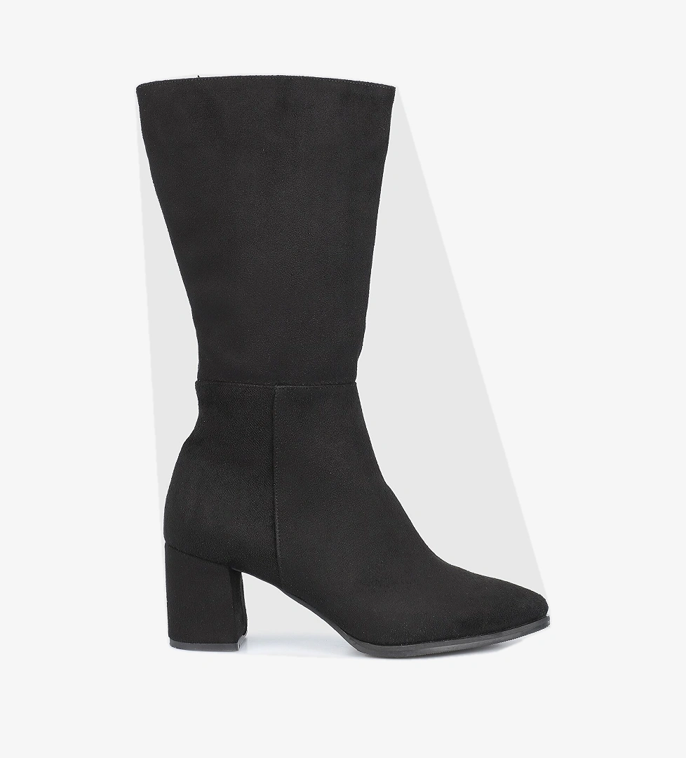 Siyah Kadın Bot - Görsel 1