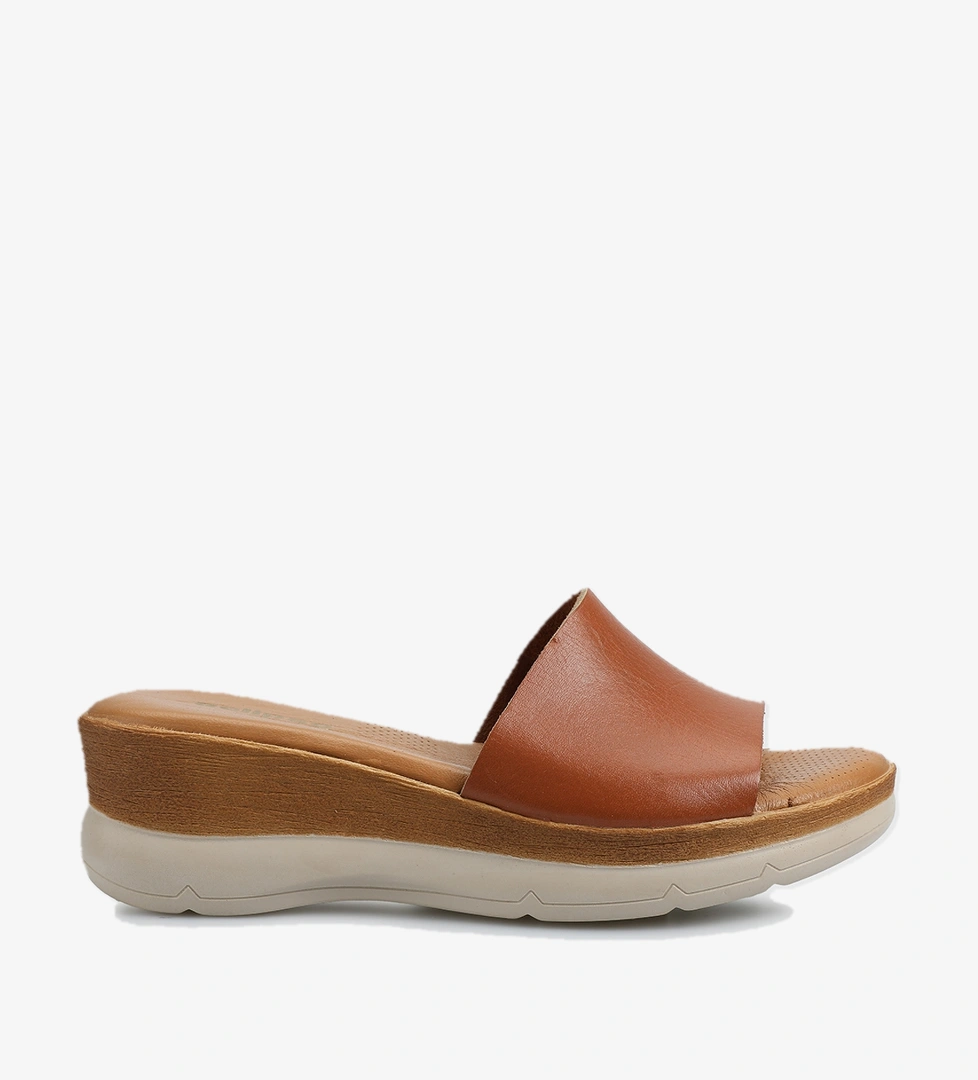 Taba Deri Kadın Terlik - Görsel 1