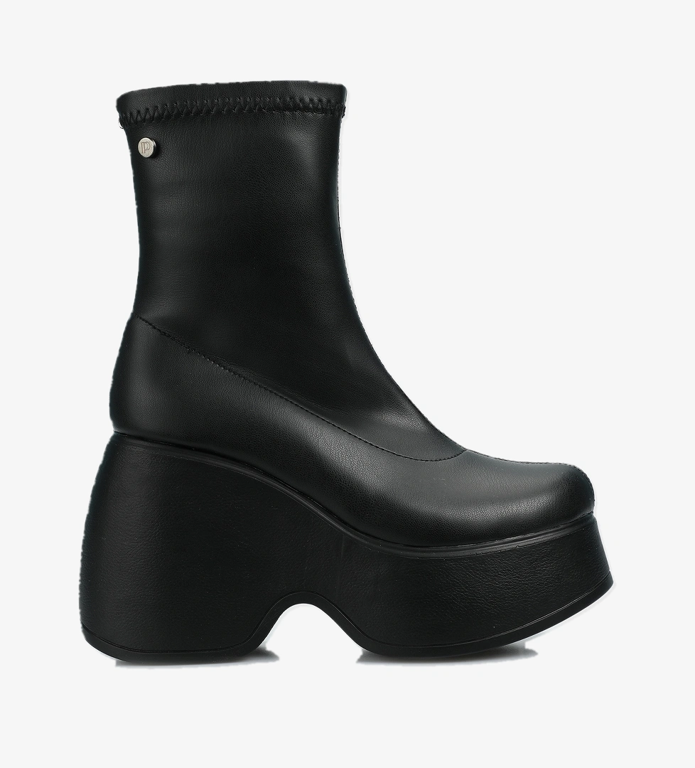 Siyah Kadın Bot - Görsel 1