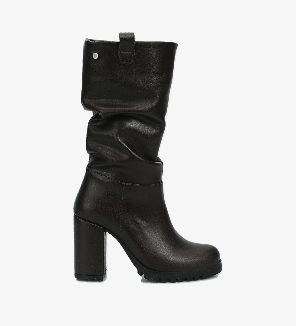 Kahve Kadın Bot - Görsel 1