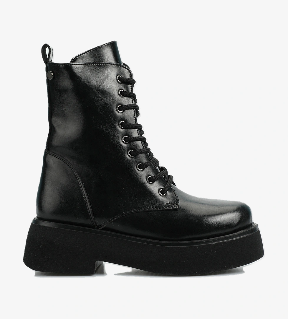 Siyah Kadın Bot - Görsel 1