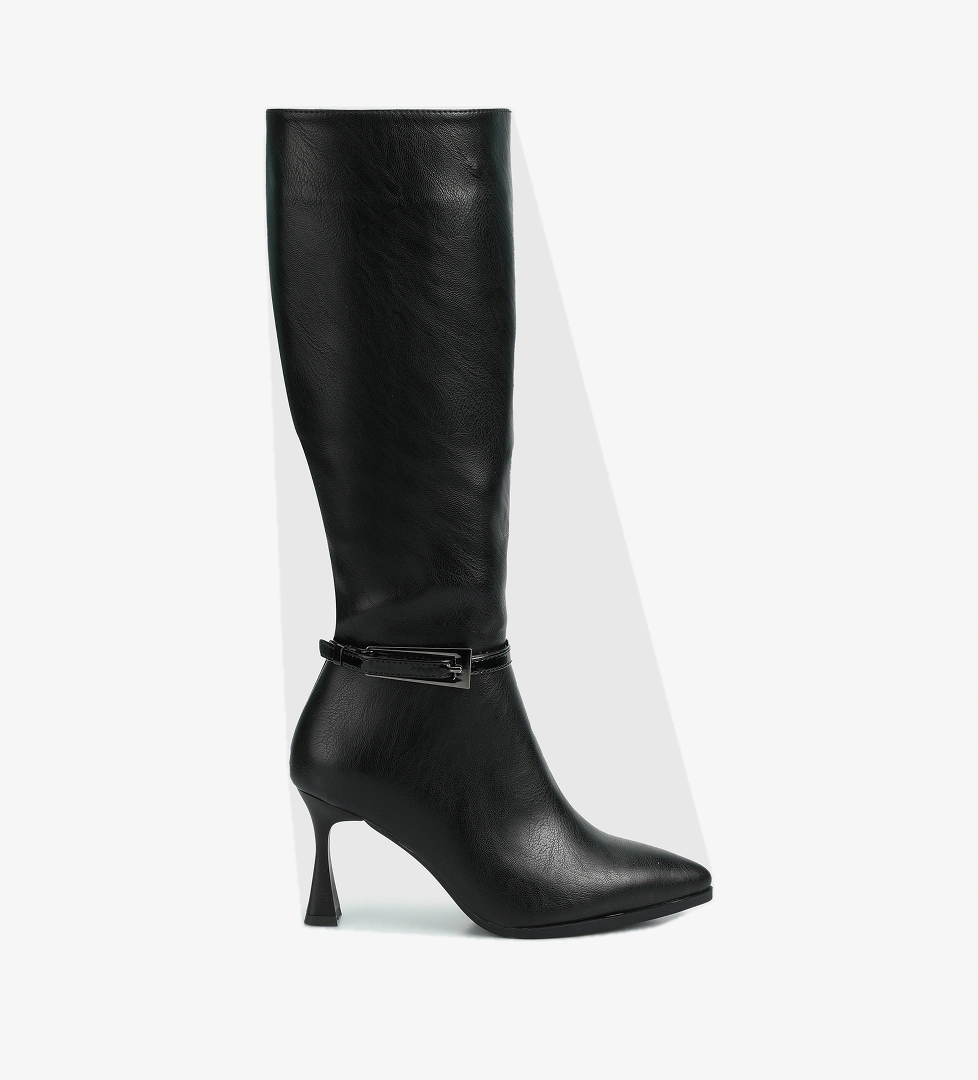 Siyah Kadın Bot - Görsel 1