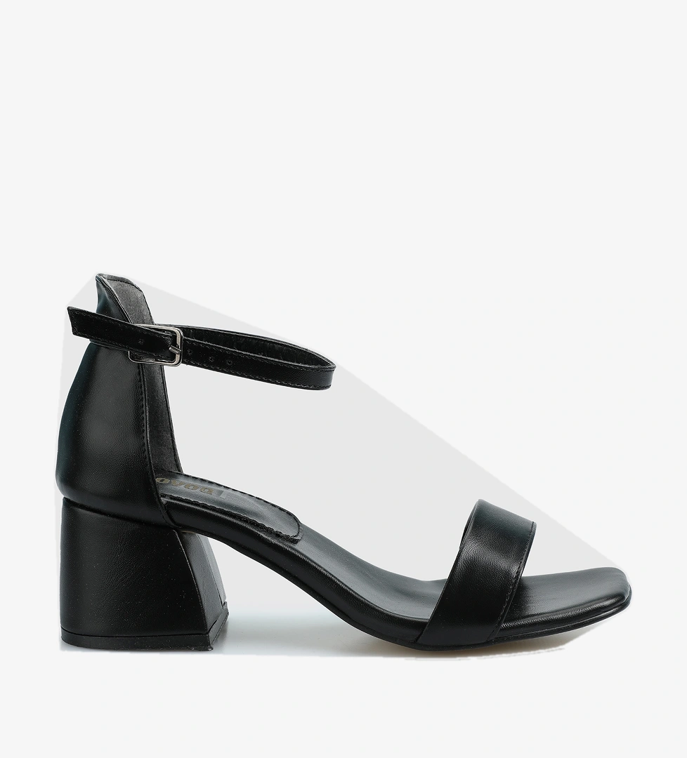 Siyah Kadın Topuklu Sandalet - Görsel 1