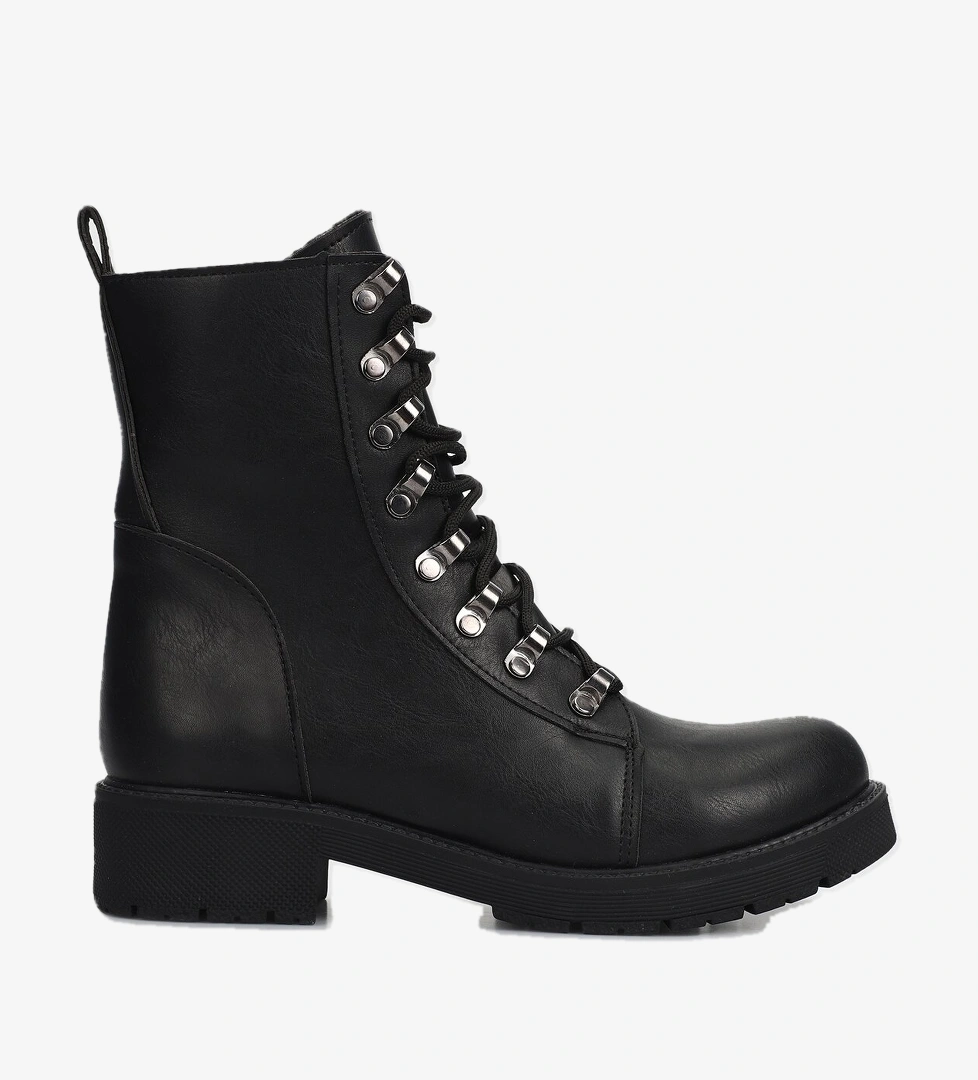 Siyah Kadın Bot - Görsel 1