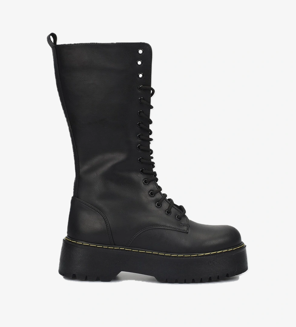 Siyah Kadın Bot - Görsel 1