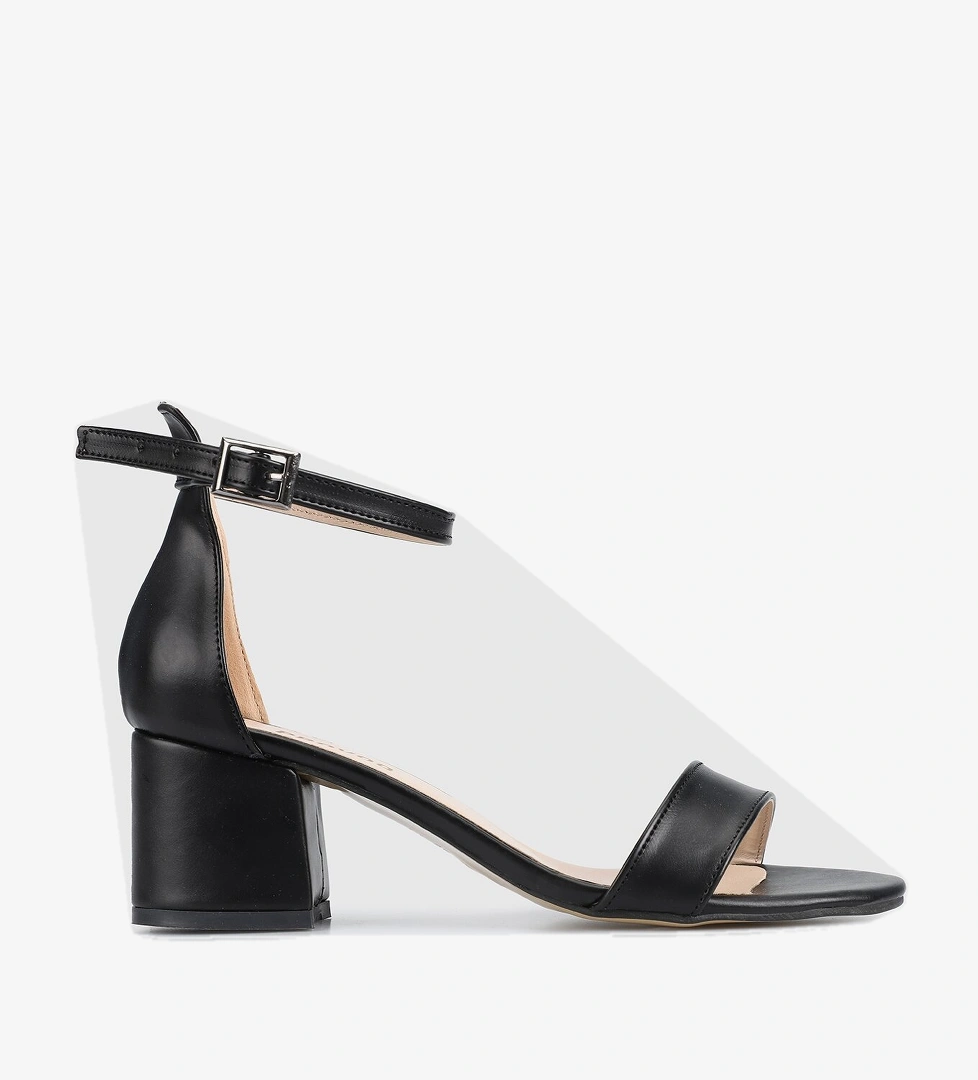 Siyah Kadın Topuklu Sandalet - Görsel 1
