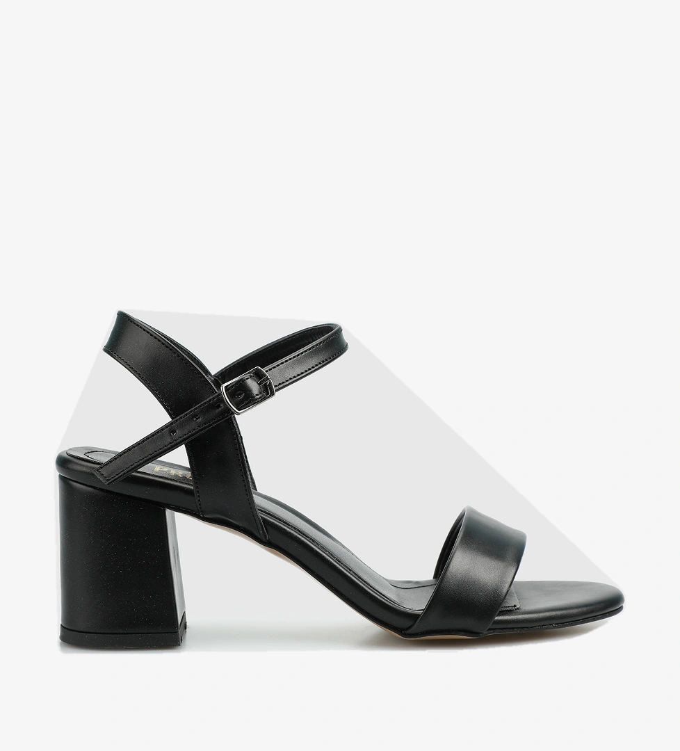 Siyah Kadın Topuklu Sandalet - Görsel 1