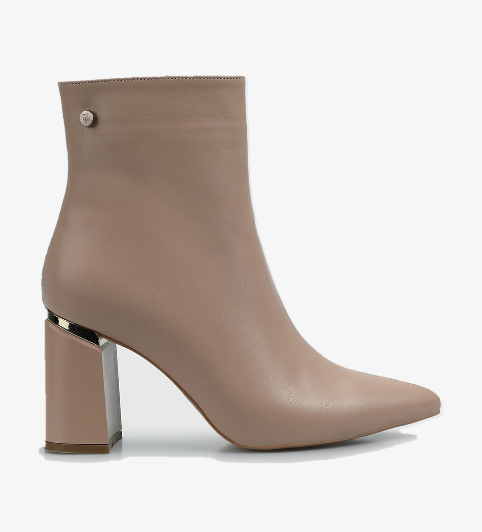 Nude Kadın Bot - Görsel 1