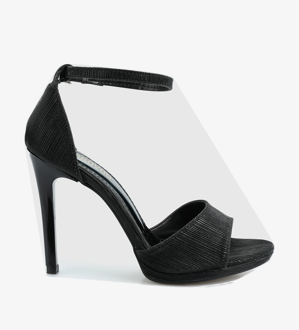 Siyah Kadın Topuklu Sandalet - Görsel 1