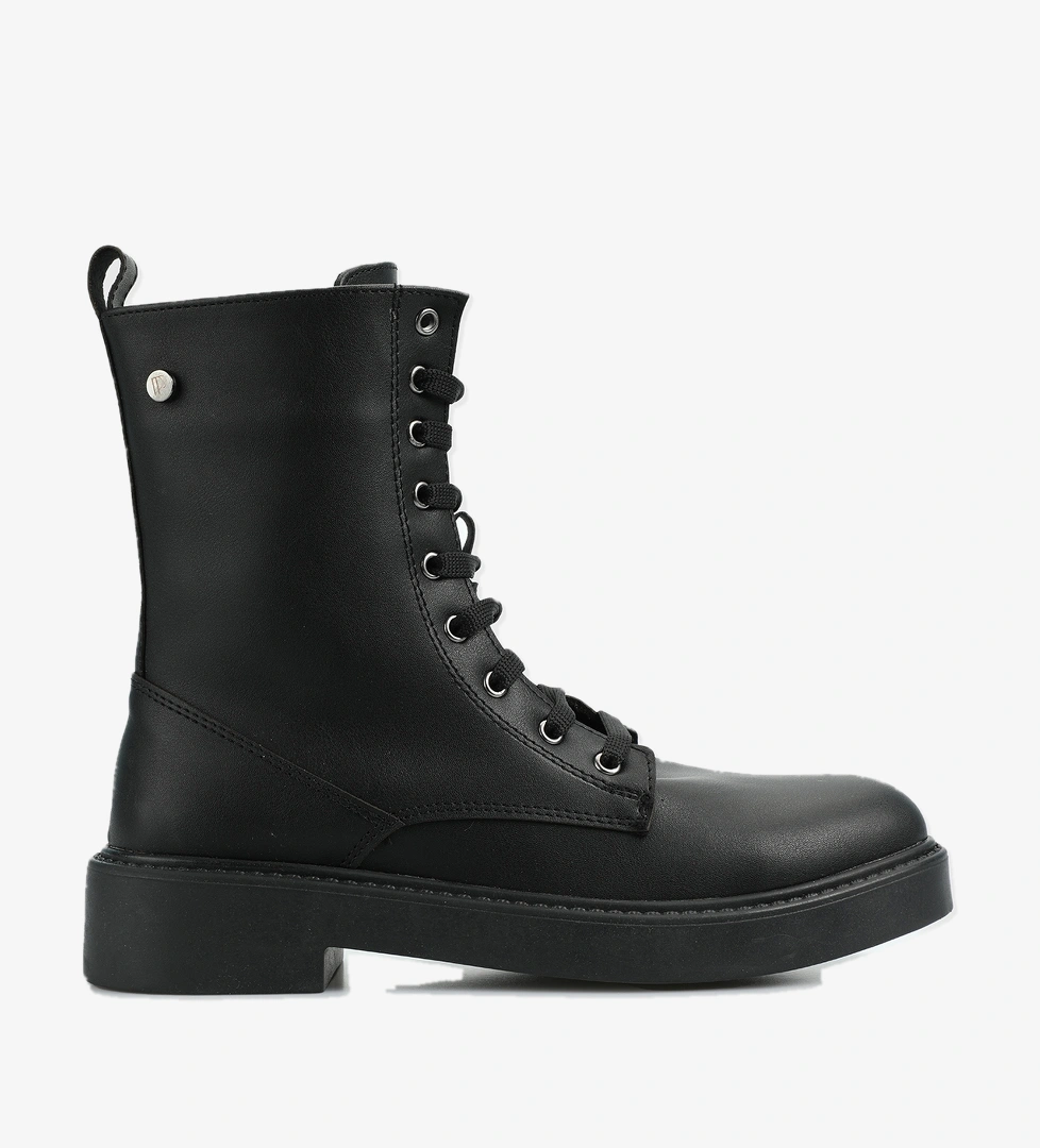 Siyah Kadın Bot - Görsel 1