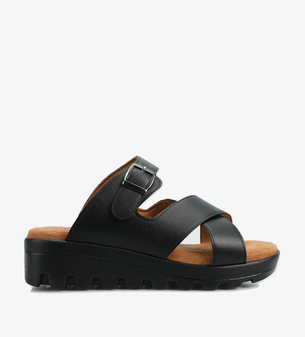 Siyah Kadın Terlik - Görsel 1