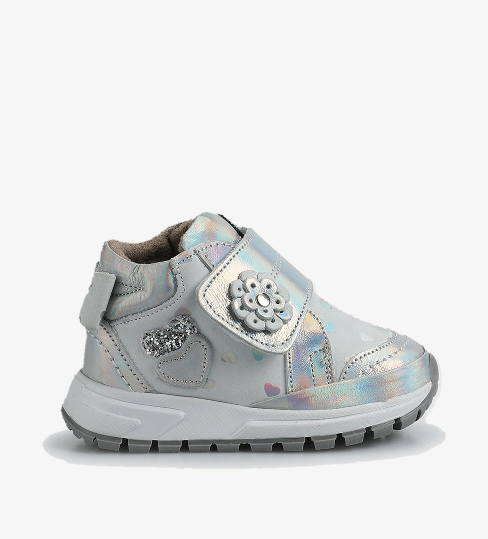 Gümüş Deri Kız Çocuk Bot - Görsel 1