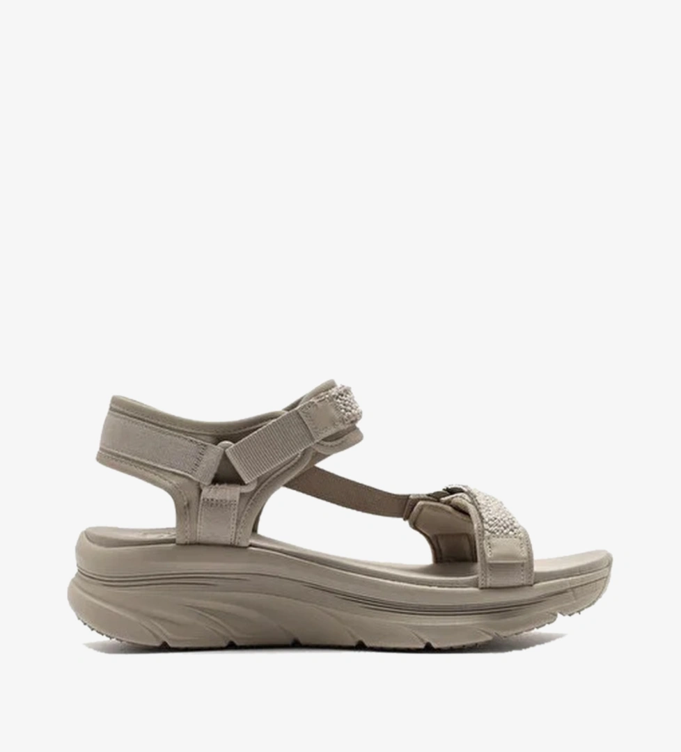 Skechers D'lux Walker - Pretty Field Kadın Sandalet