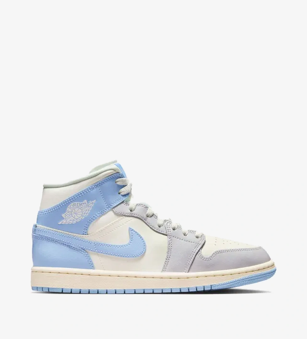 Nike Nike Air Jordan 1 Mid Kadın Spor Ayakkabı model görseli