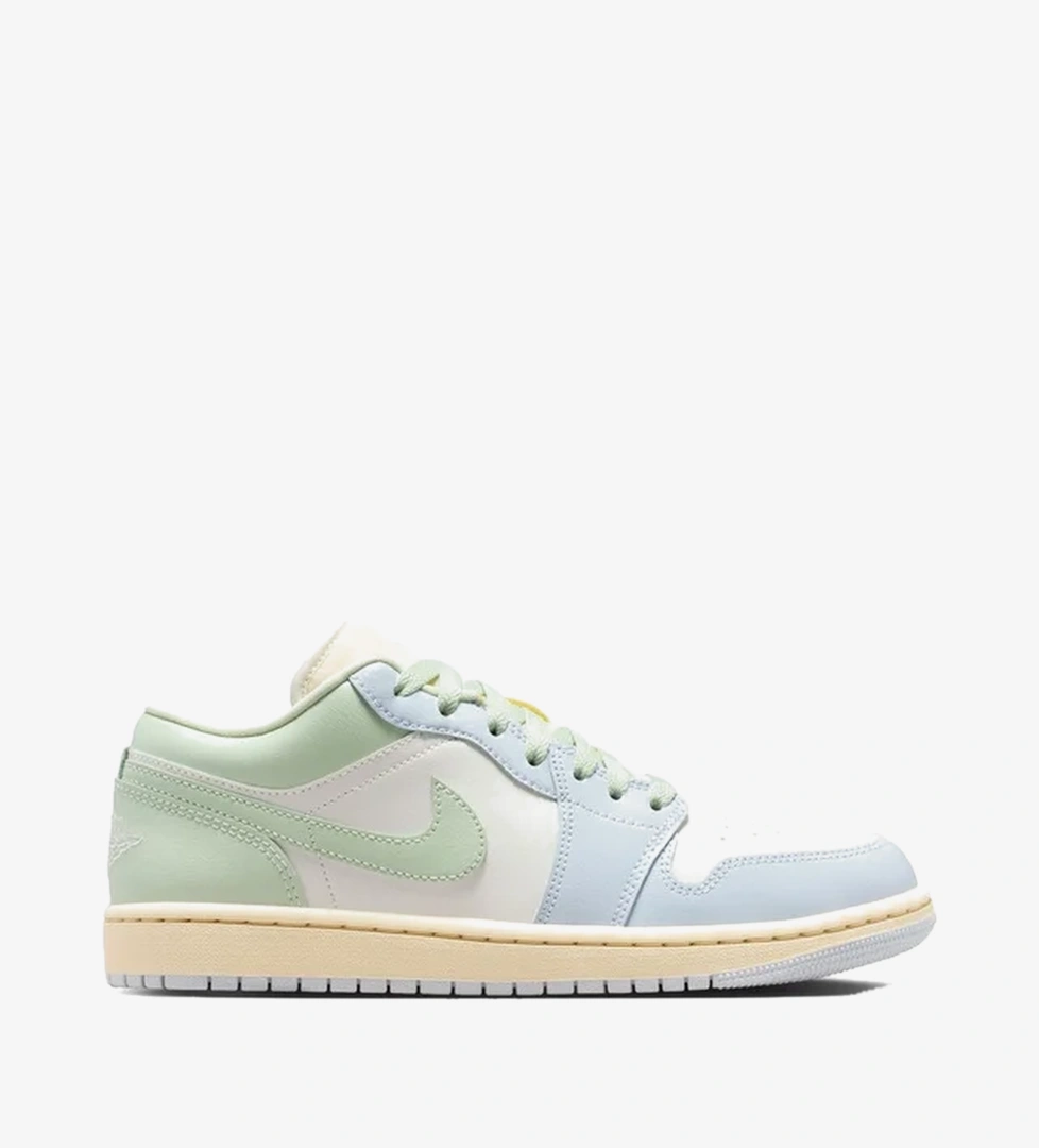 Beyaz Nike Air Jordan 1 Low