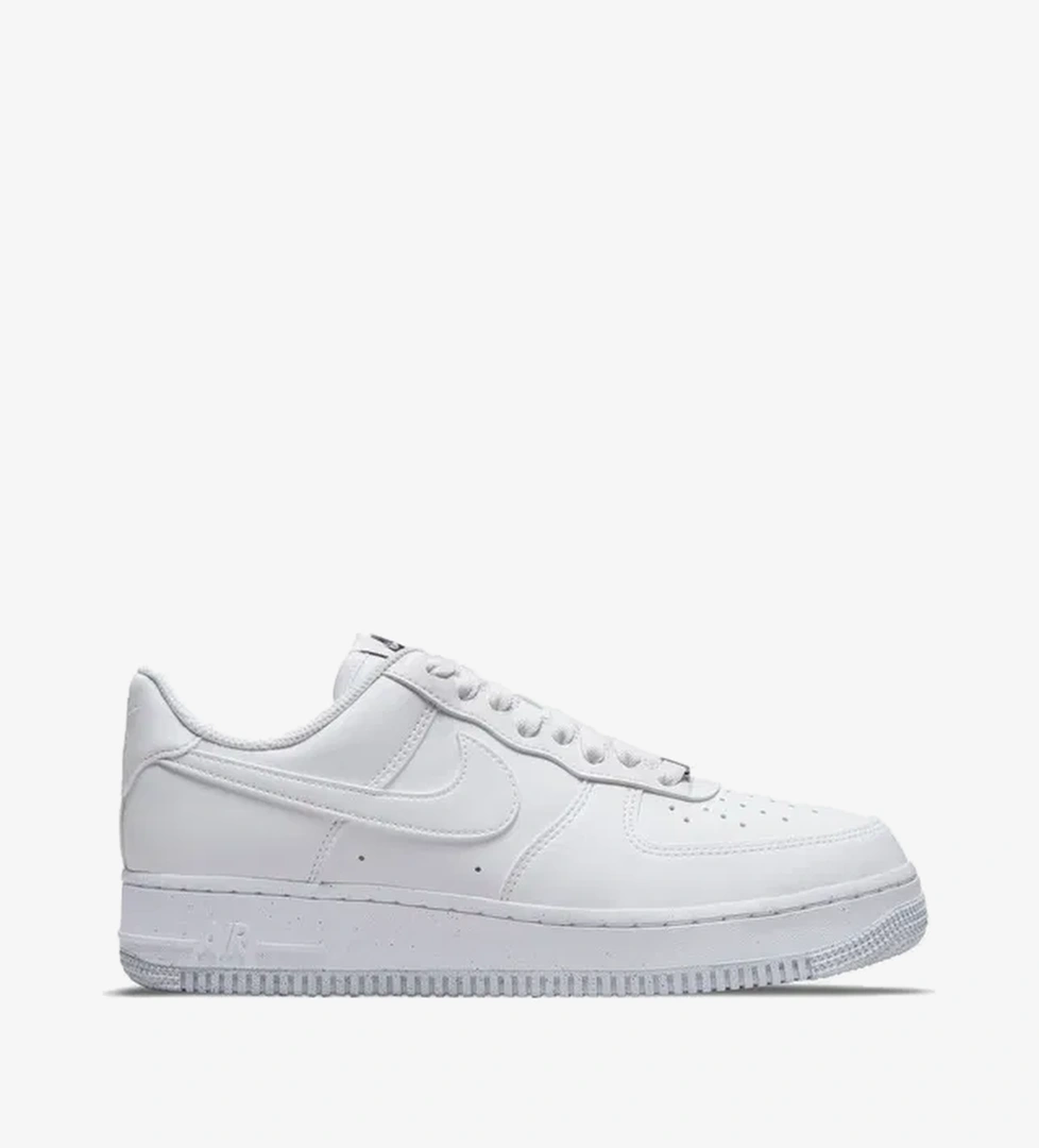 Nike Nike Air Force 1 '07 07 Next Nature Kadın Beyaz Spor Ayakkabı model görseli