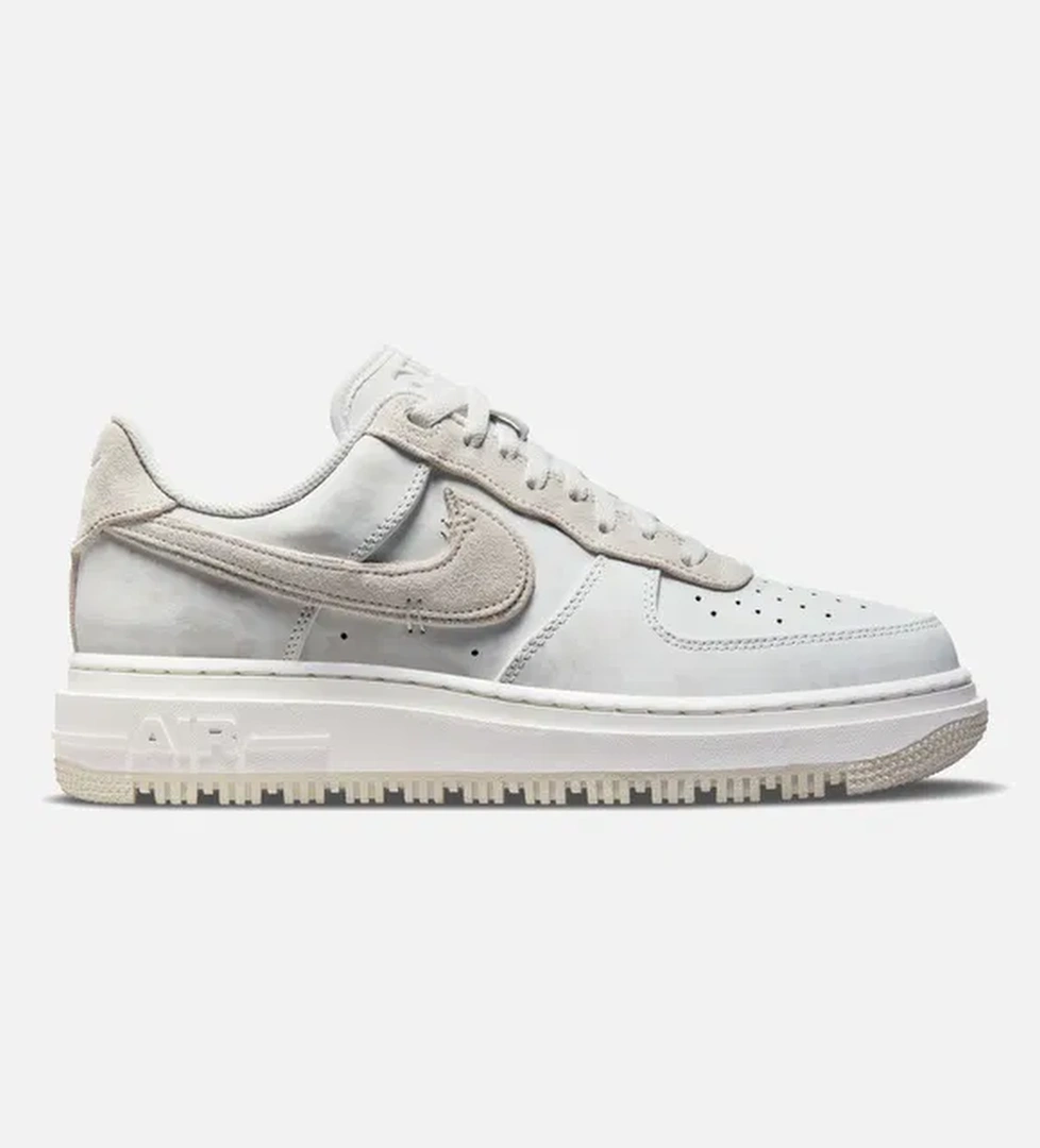 Nike Air Force 1 LUXE CO Erkek Spor Ayakkabı