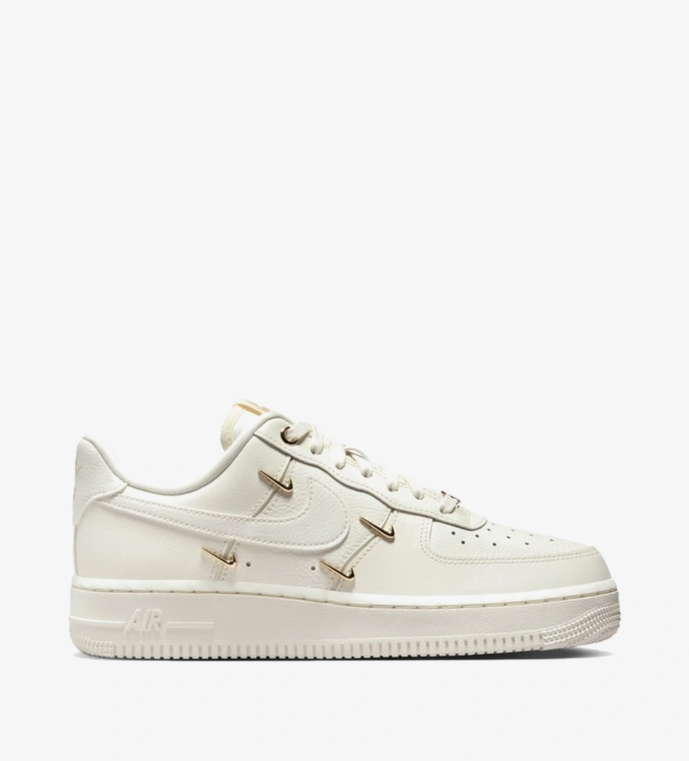 Nike Bej Nike Air Force 1 Lx