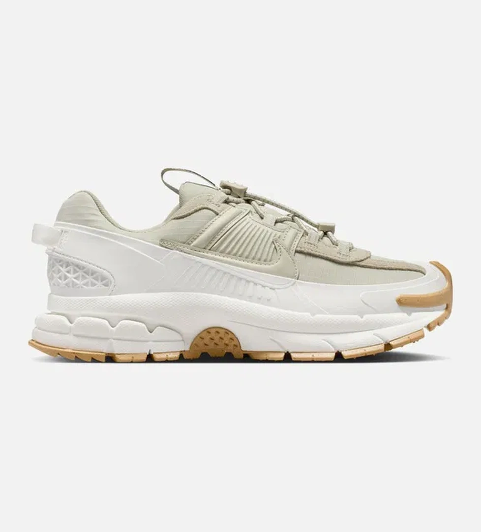 Nike Nike Zoom Vomero Roam model görseli