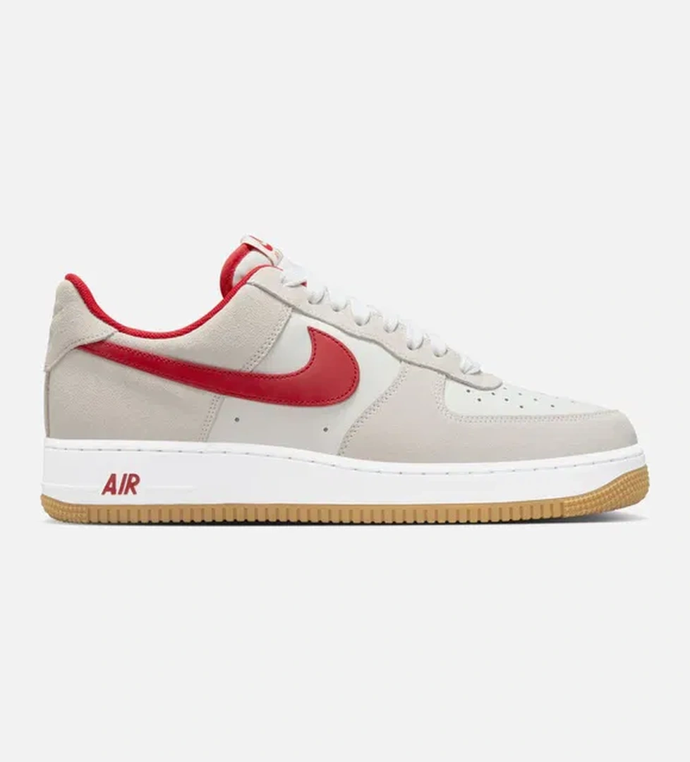 Nike Nike Air Force 1 '07 Lv8 Erkek Beyaz Spor Ayakkabı model görseli
