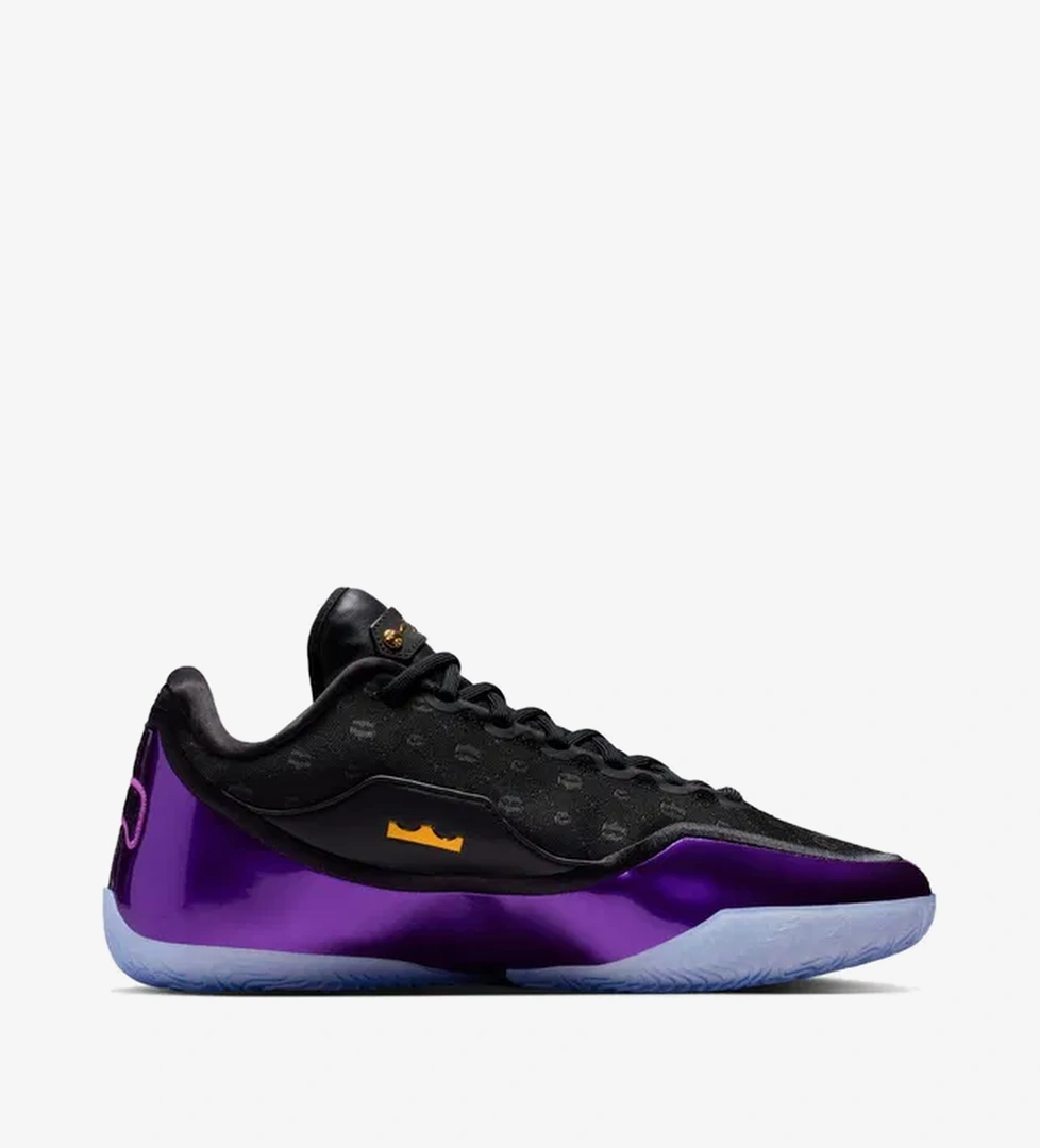 Nike Nike LeBron James XXIII Lux Erkek Basketbol Ayakkabısı model görseli