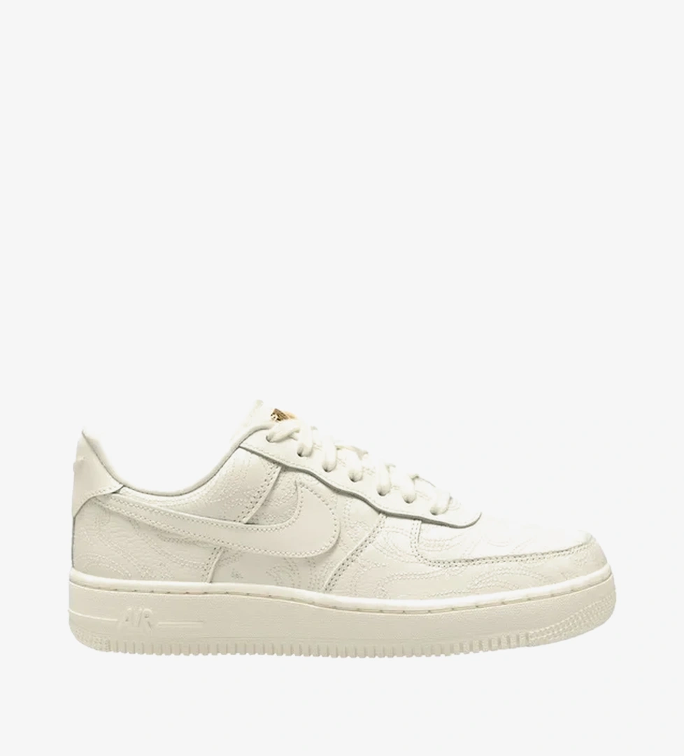 Nike Air Force 1 '07 Premium+ Kadın Spor Ayakkabı
