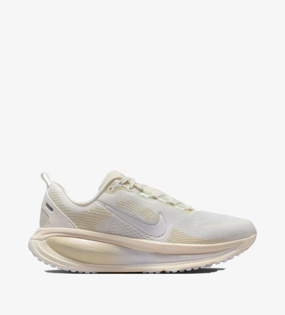 Nike Beyaz Nike Vomero 18