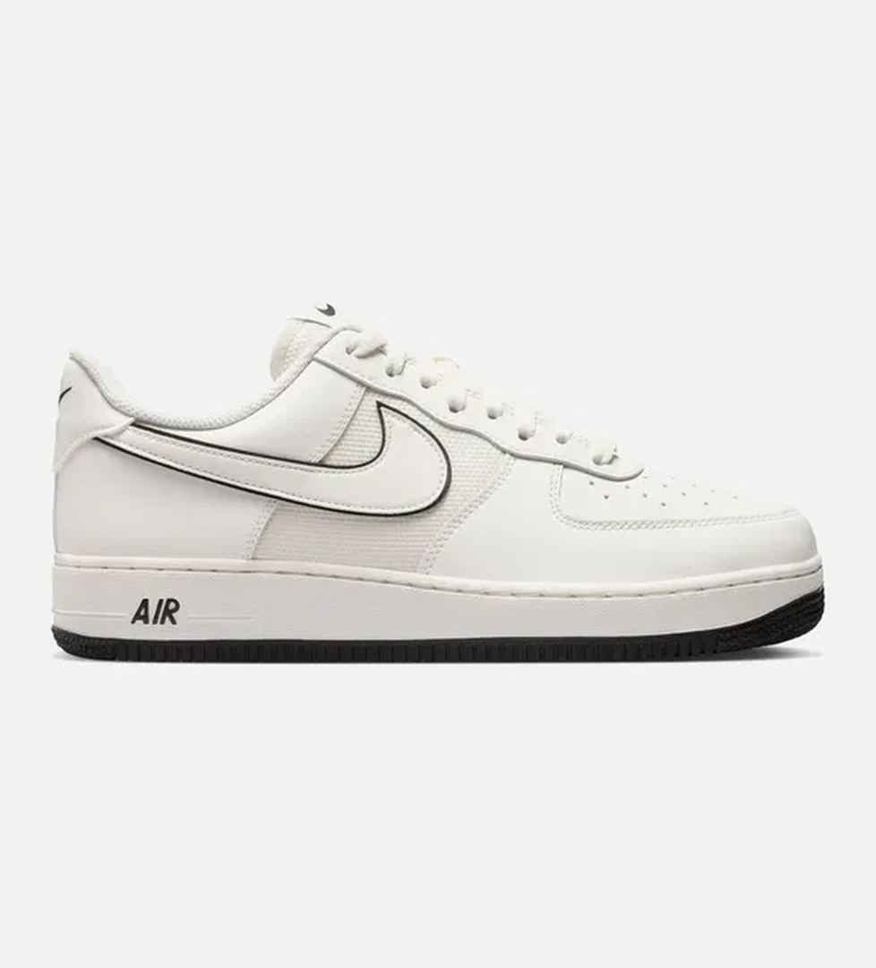 Nike Nike Beyaz Air Force 1 '07 SS26 Erkek Spor Ayakkabı Sneaker | Barçın Beyaz - 1. görsel