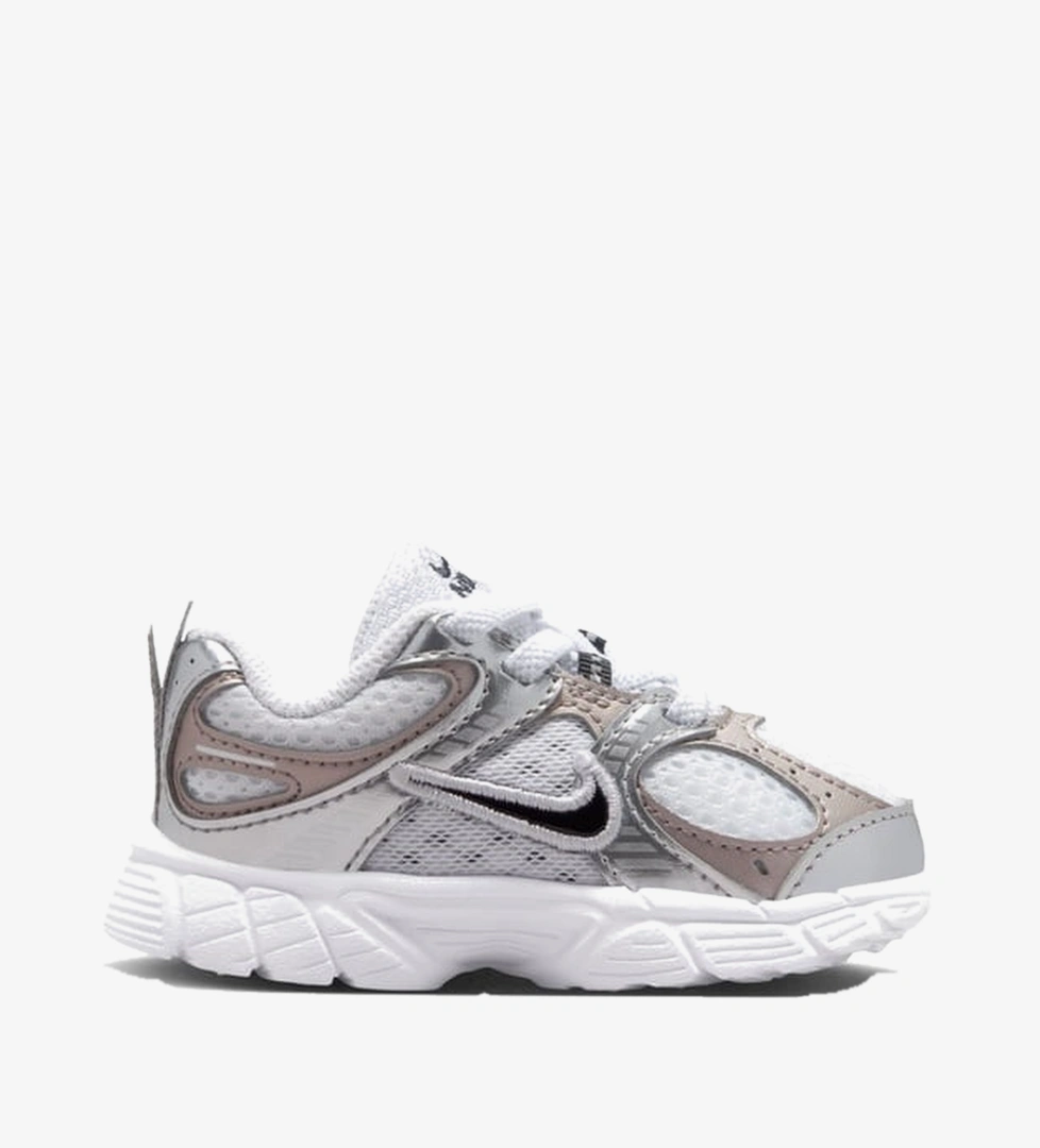 Nike V5 RNR EasyOn (TD) Bebek Spor Ayakkabı